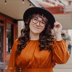 Meet your Posher, Sarah